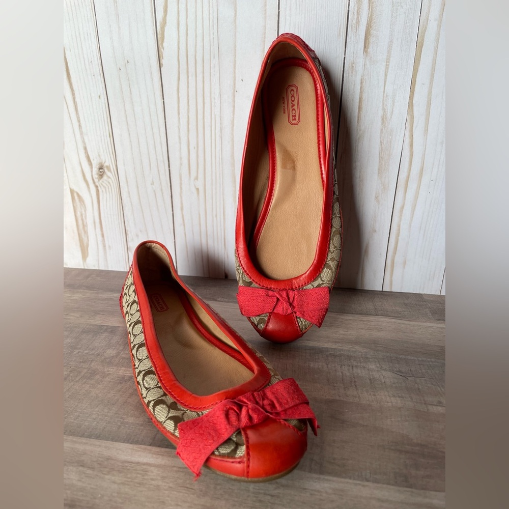 Authentic COACH designer ballet flats SAUNDRA size 8.5 B shoes red leather